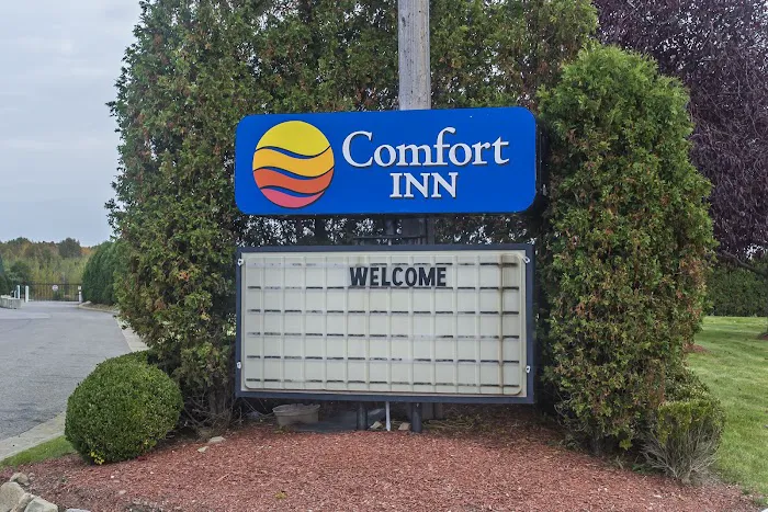 Comfort Inn 4