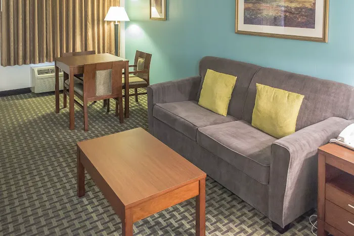 Comfort Inn 4