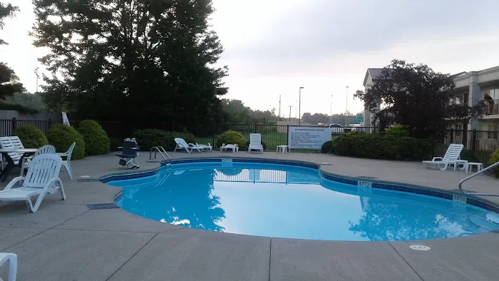 Comfort Inn 4