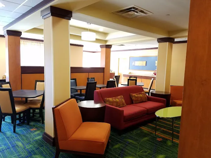 Fairfield Inn & Suites Youngstown/Austintown 4