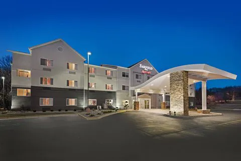 Fairfield Inn Warren Niles 4