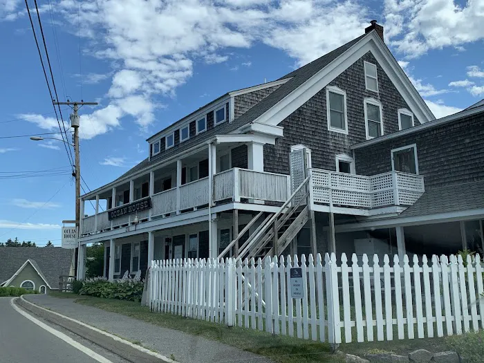 Ocean House Hotel 5