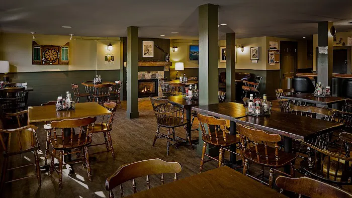 East Wind Inn & Suites 5