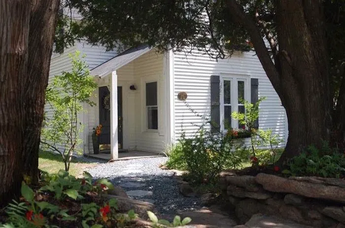 Gardener's Cottage 5