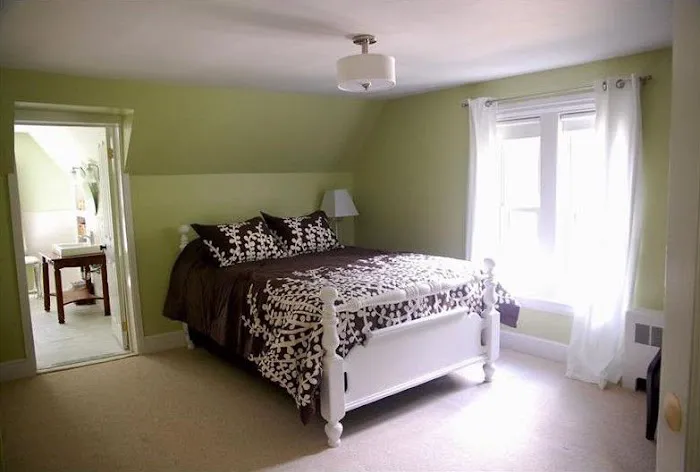 Gardener's Cottage 5