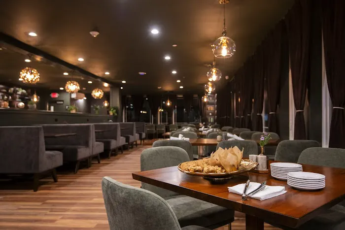 The Pathmaker Hotel 5