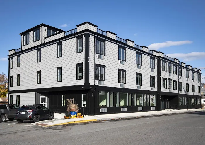 The Pathmaker Hotel 5