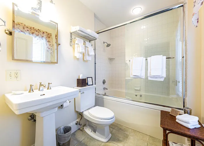 Bass Cottage Inn 5
