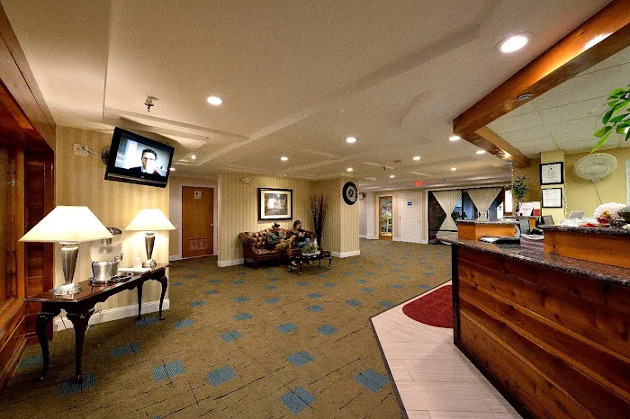 Ambassador Inn & Suites 5
