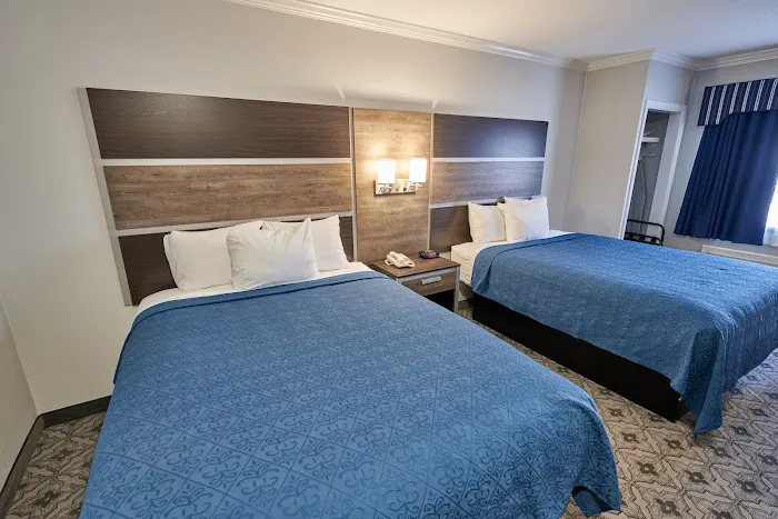 Ambassador Inn & Suites 5