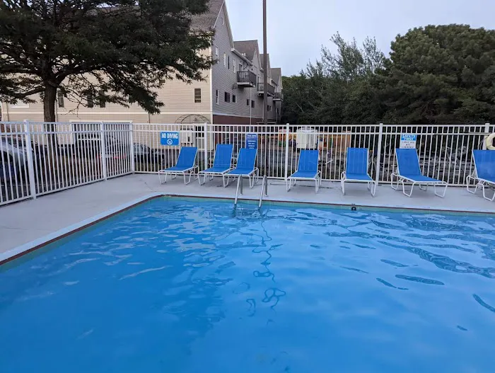 Travelodge by Wyndham Cape Cod Area 5