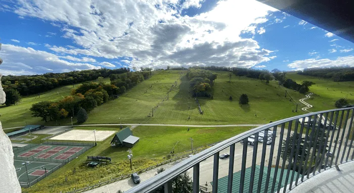 Slopeside Hotel by Seven Springs Resort 4