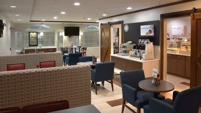 Holiday Inn Express Mt. Pleasant - Scottdale by IHG 4