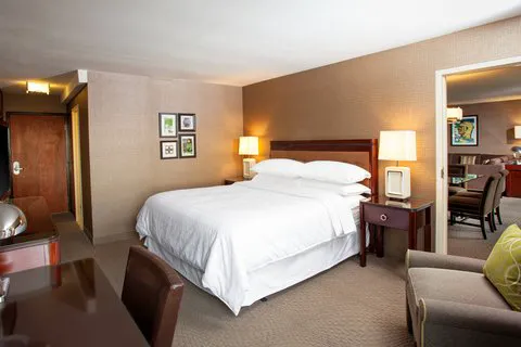 Sheraton Pittsburgh Airport Hotel 4