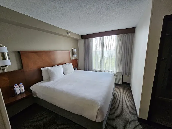 Hyatt Place Pittsburgh Airport / Robinson Mall 4