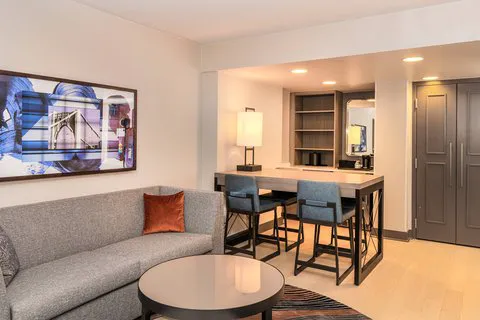 Pittsburgh Airport Marriott 4