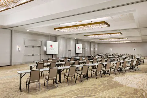 Pittsburgh Airport Marriott 4