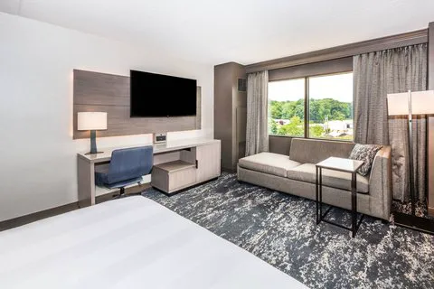 Pittsburgh Airport Marriott 4