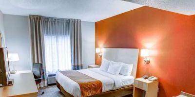 Comfort Suites Pittsburgh Airport