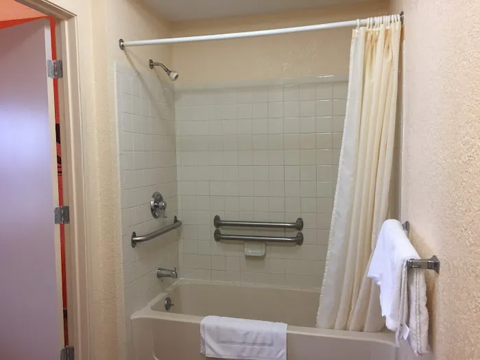 Americas Best Value Inn Pittsburgh Airport 4