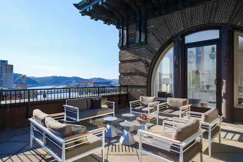 Renaissance Pittsburgh Hotel 5