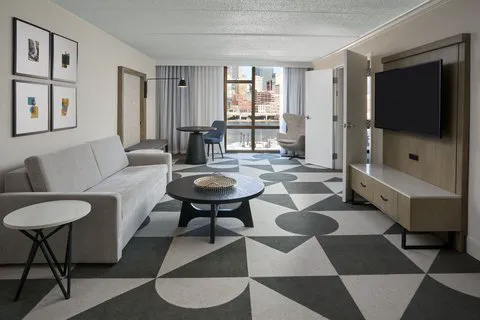 Sheraton Pittsburgh Hotel at Station Square 5
