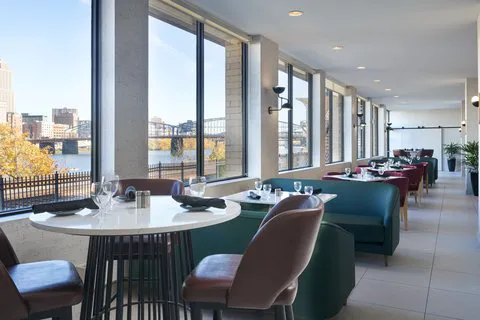 Sheraton Pittsburgh Hotel at Station Square 5