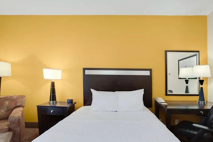 Hampton Inn Pittsburgh/West Mifflin 4
