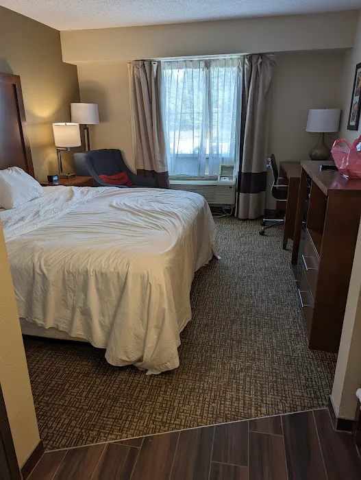 Wingate by Wyndham Pittsburgh/West Mifflin 4