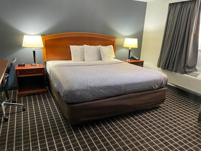 Econo Lodge Jefferson Hills Hwy 51 4