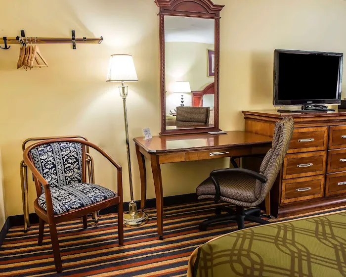 Econo Lodge Jefferson Hills Hwy 51 4