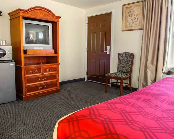 Econo Lodge Jefferson Hills Hwy 51 4