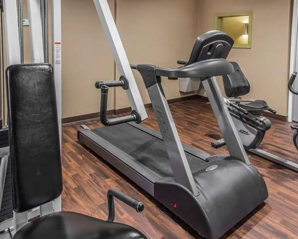 Comfort Inn 4