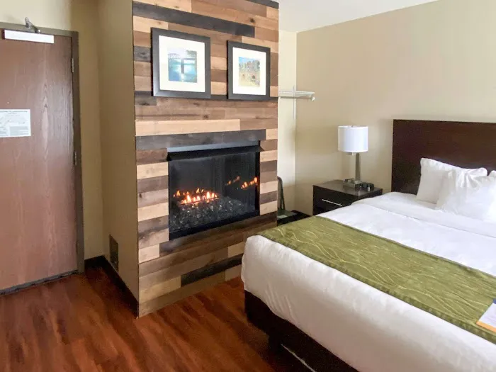 Comfort Inn 4