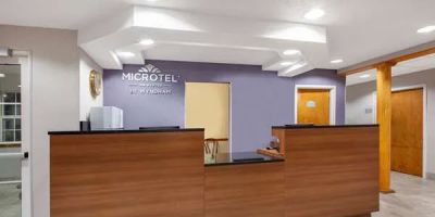 Microtel Inn & Suites by Wyndham Pittsburgh Airport