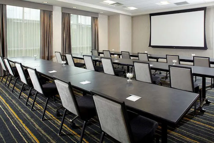 Hampton Inn & Suites Pittsburgh Airport South–Settlers Ridge 4