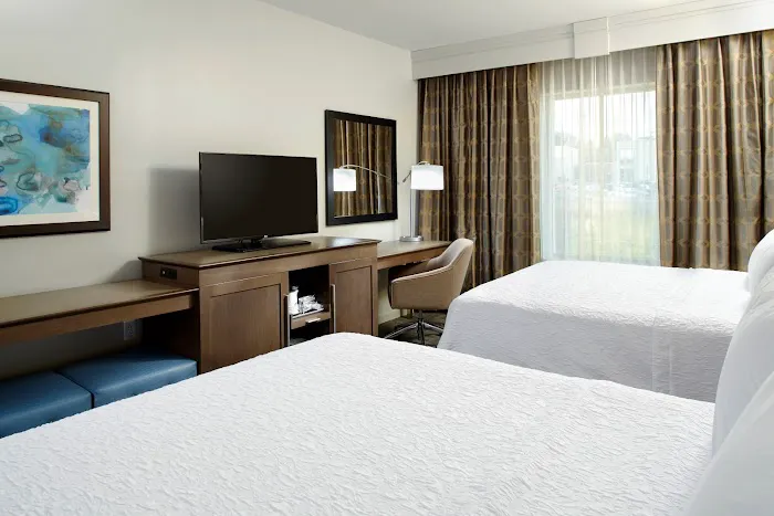 Hampton Inn & Suites Pittsburgh Airport South–Settlers Ridge 4