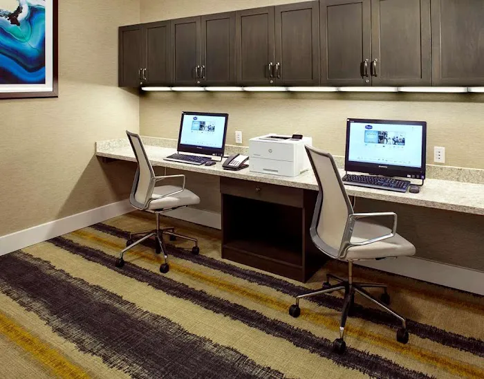 Hampton Inn & Suites Pittsburgh Airport South–Settlers Ridge 4