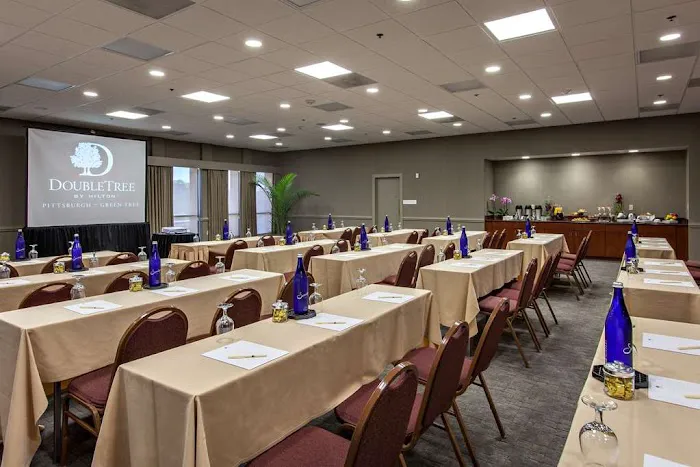 DoubleTree by Hilton Hotel Pittsburgh - Green Tree 4