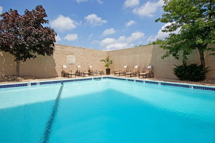 Crowne Plaza Suites Pittsburgh South, an IHG Hotel 4