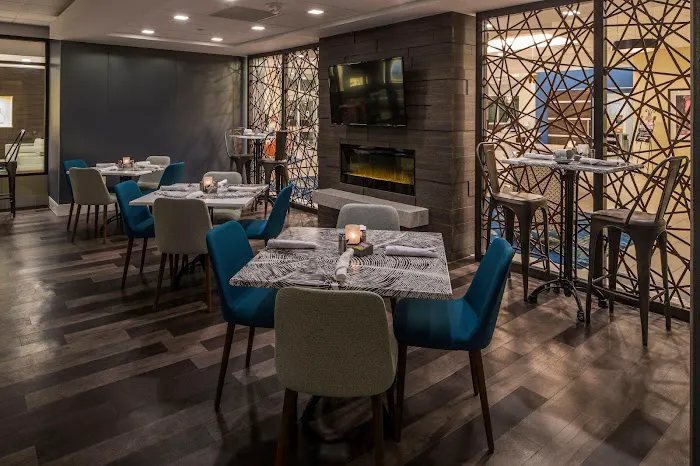 Crowne Plaza Suites Pittsburgh South, an IHG Hotel 4