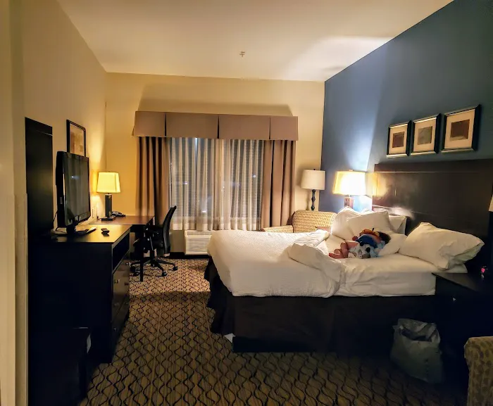 Holiday Inn Express & Suites Belle Vernon by IHG 4