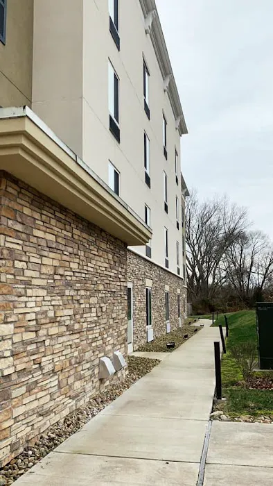 Candlewood Suites Belle Vernon by IHG 4