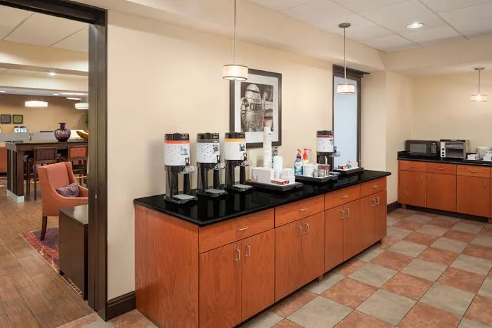 Hampton Inn Belle Vernon 5