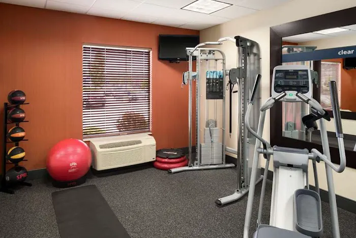 Hampton Inn Belle Vernon 5