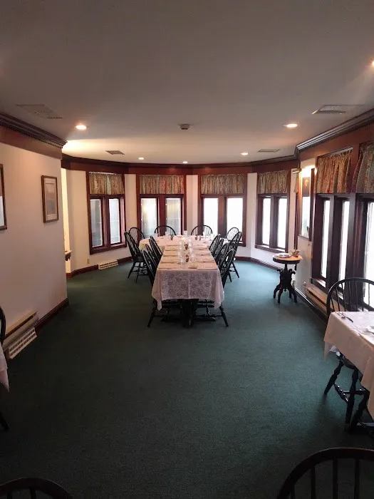 The Inn at Lenora's 4