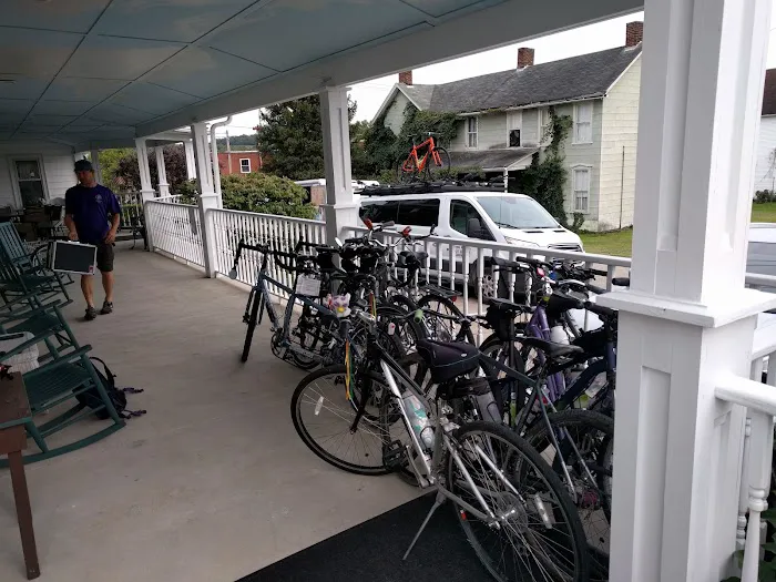 The Inn at Lenora's 4
