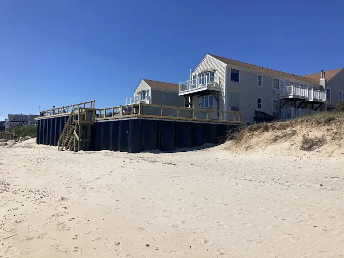 The Corsair & Cross Rip Oceanfront Resort 5