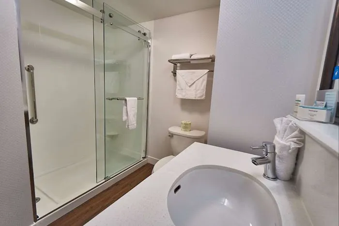 Hampton Inn Uniontown 4