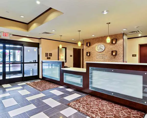 Comfort Suites 4